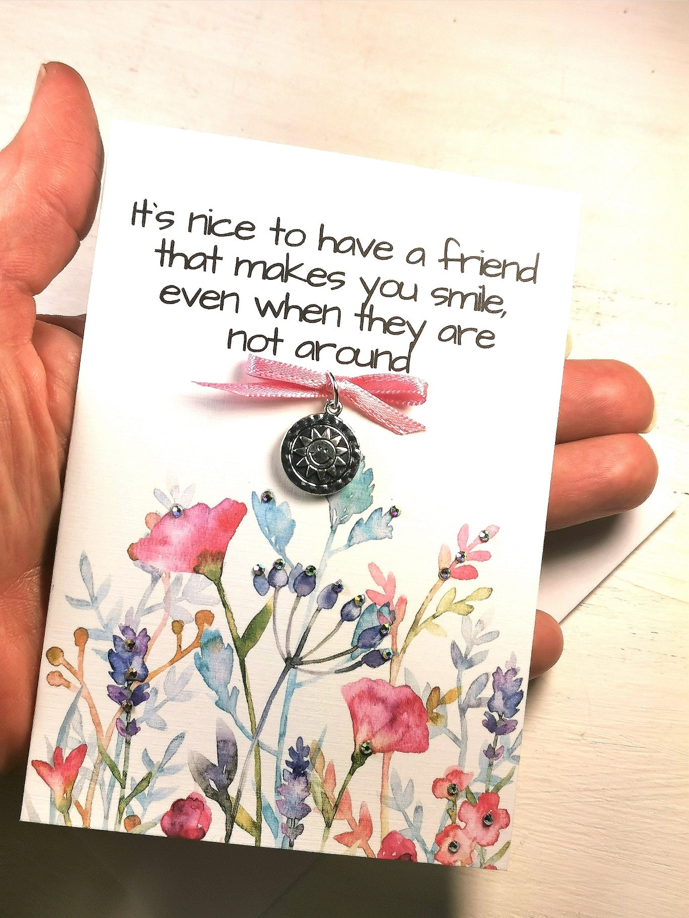 Girlfriends that make you Smile charm | Card Friendship Charm gift Card | Girlfriends Birthday card | Friendship Smile charm | Friendship flower